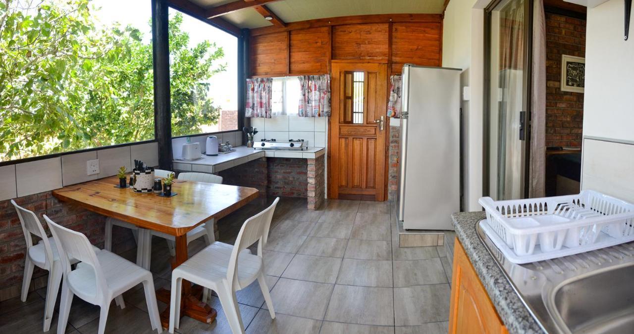 Palm Cottage - Colchester - 5Km From Elephant Park Extérieur photo